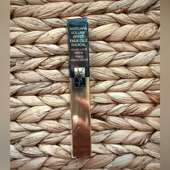 Yves Saint Laurent MascaraVolume Effect Faux Cils Radical Black 0.2 oz - Picture 3 of 3